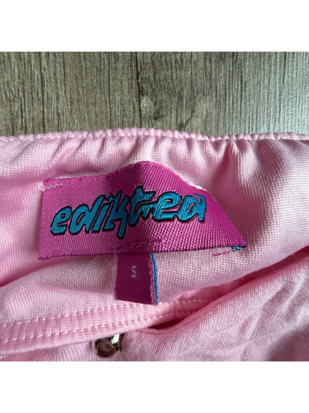 Edikted Pink Draped Tank Top With Adjustable Straps - Picture 3 of 7